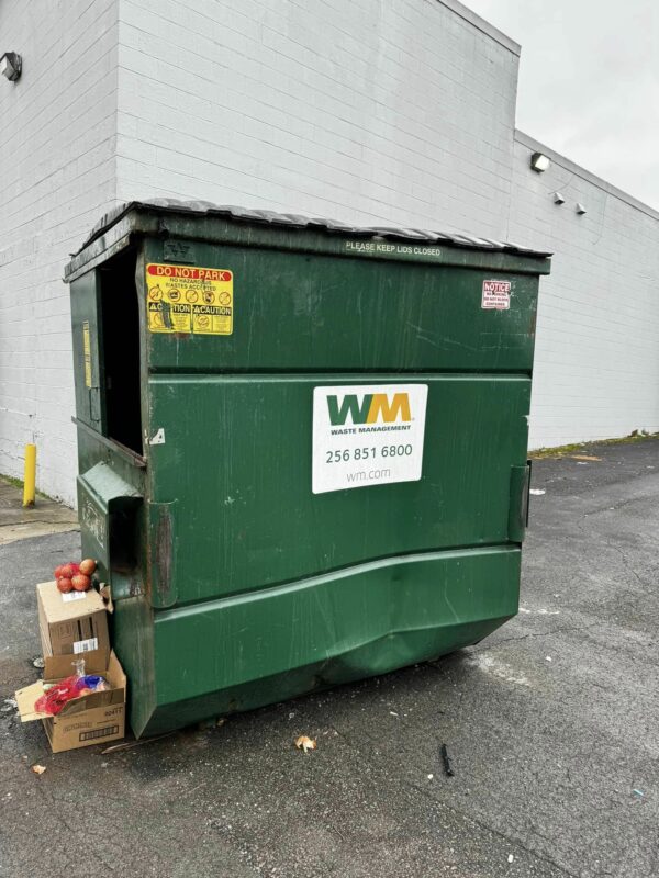 Rescuers Make Startling Discovery Inside Dumpster—You Won't Believe What They Found!-1