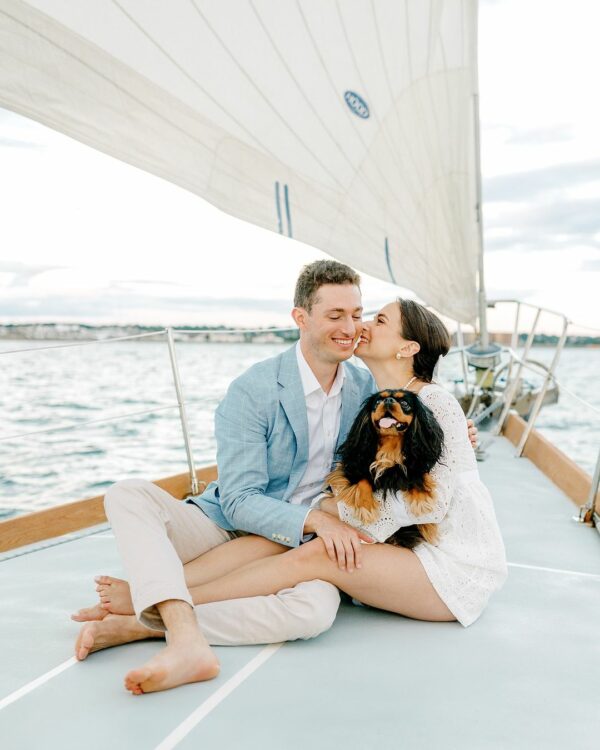 Proposal Story That Will Tug at Your Heartstrings and Delight Dog Lovers-1